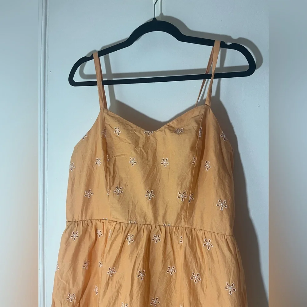 Old Navy Peach Fit & Flare Eyelet Midi Dress - Picture 4 of 11
